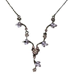 Y2K Claire’s Floral Y Necklace